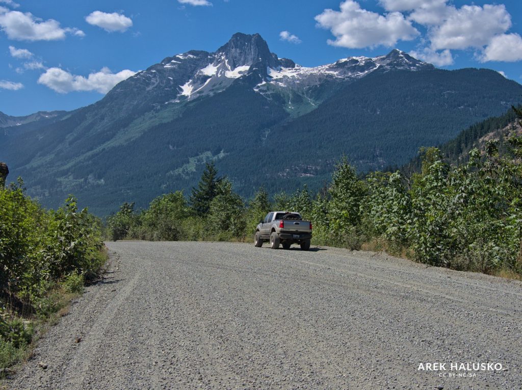 In-shuck-ch Road